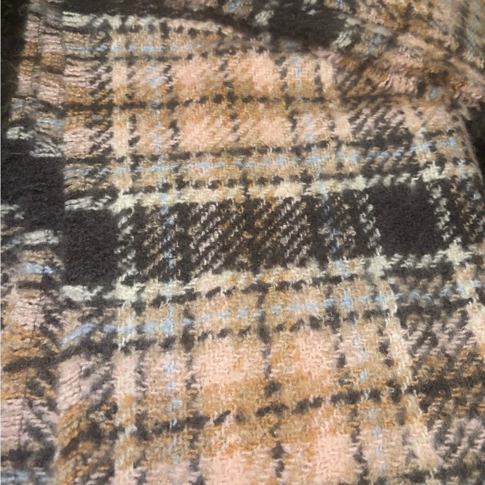 EMANUEL GERALDO Plaid Blanket Scarf in Brown, White, and Pink